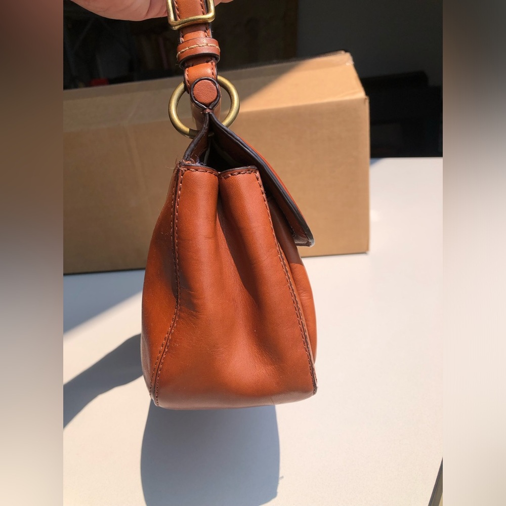 Legacy City Willis Coach British Tan Turnlock Shoulder Bag #22062 with hangtag - Picture 4 of 11